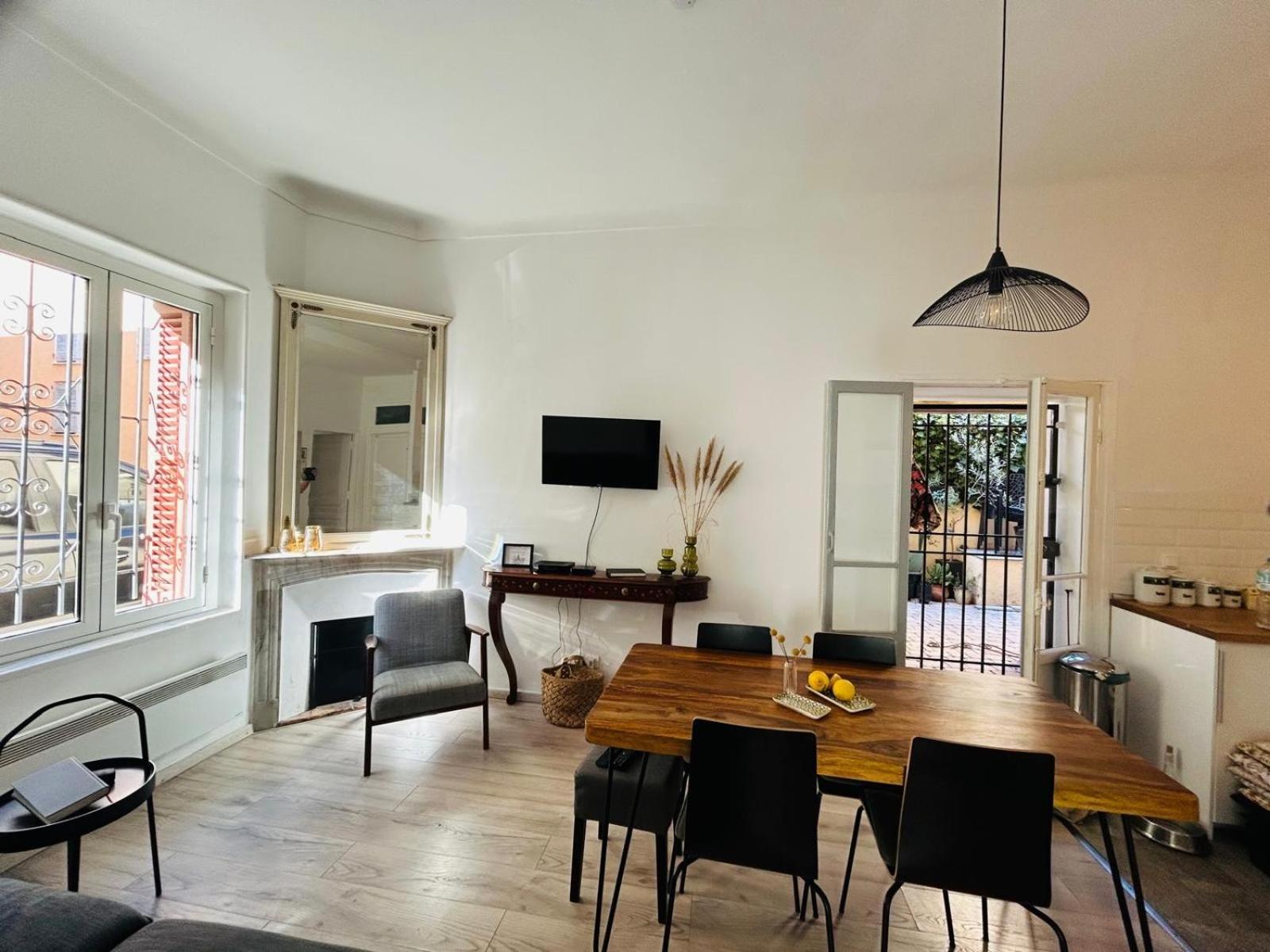 Charmante 3 Zimmer, Stadtwohnung مينتون المظهر الخارجي الصورة